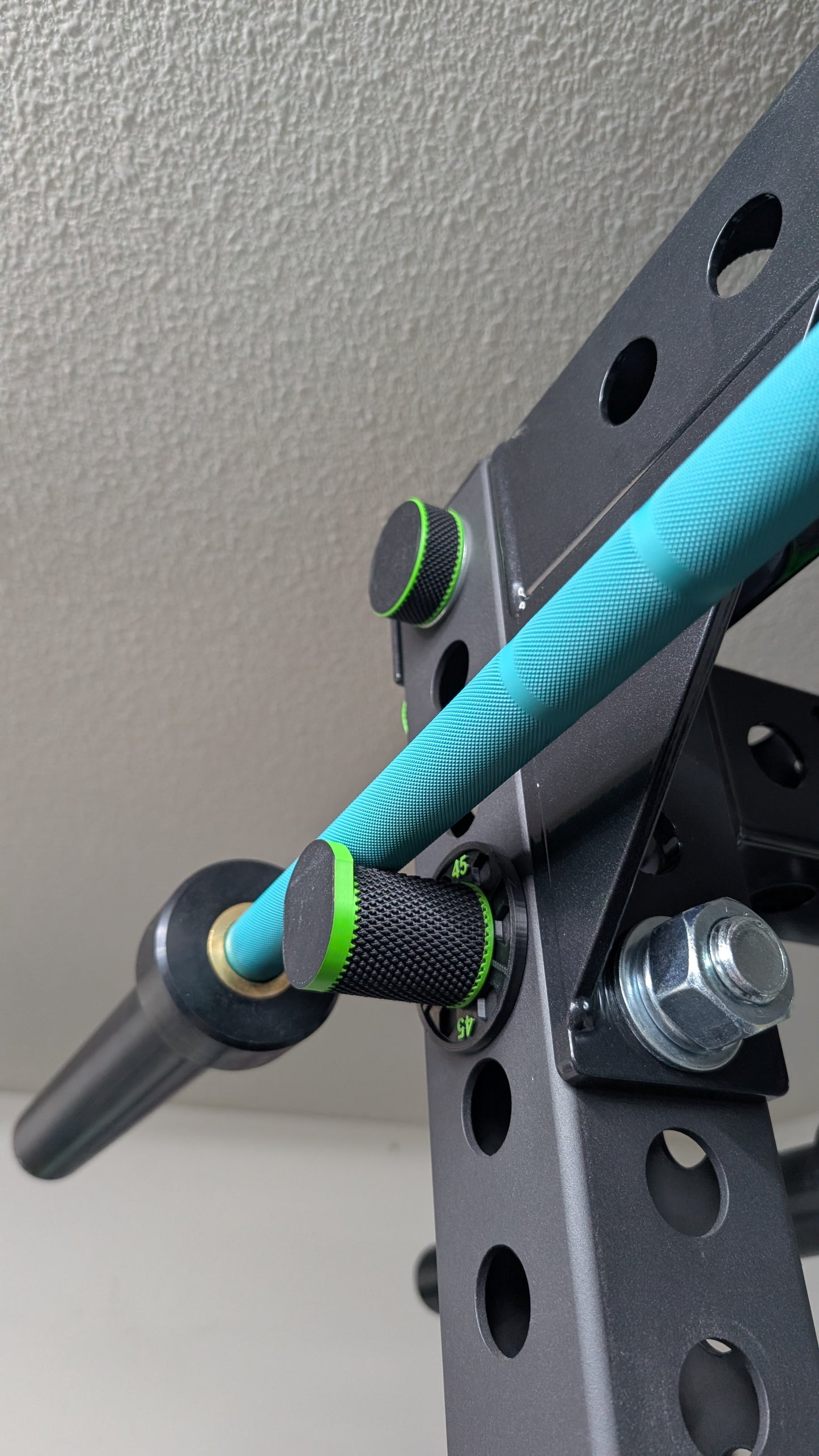 Barbell Peg